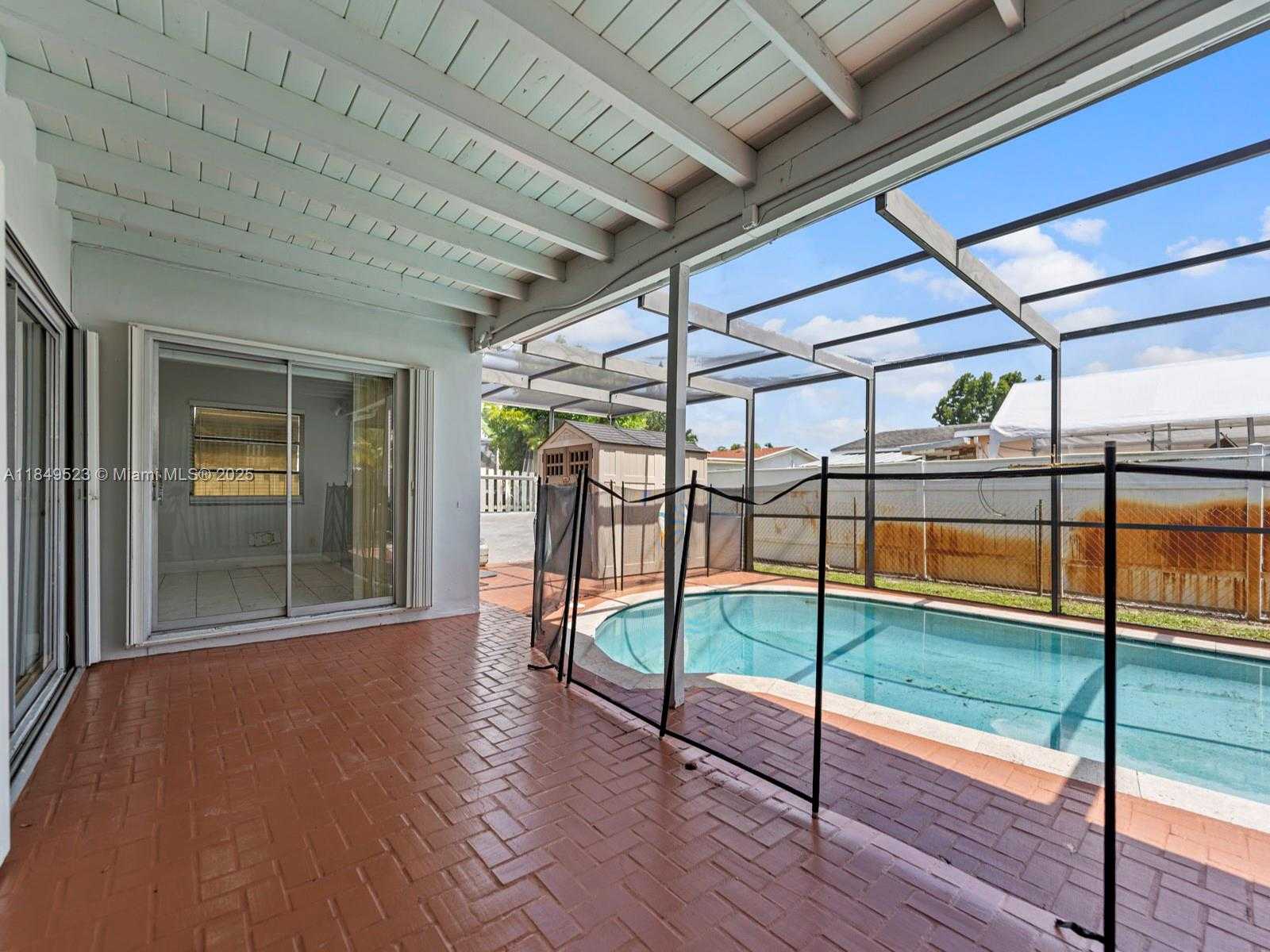 Small Image of 6572 SOUTH WEST 8TH CT, North Lauderdale Number 27