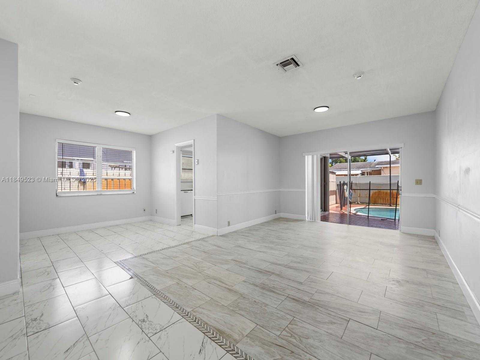 Small Image of 6572 SOUTH WEST 8TH CT, North Lauderdale Number 3
