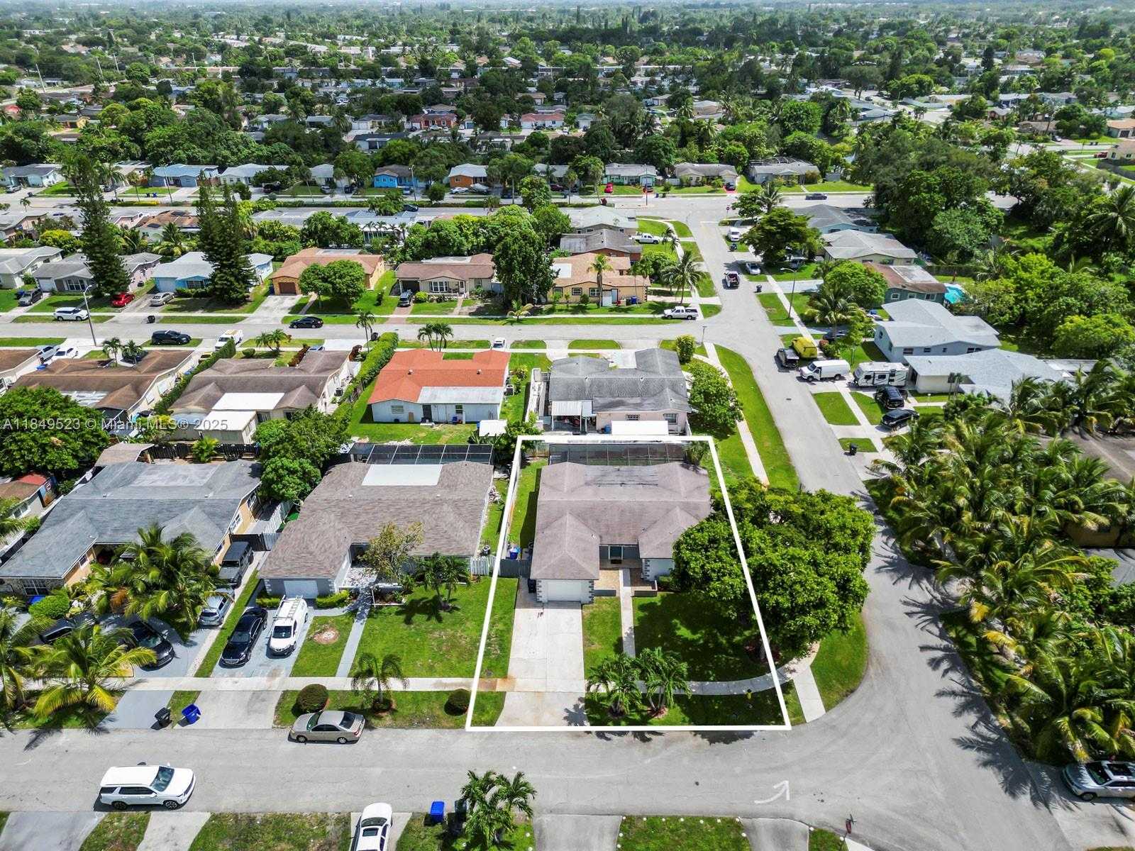 Small Image of 6572 SOUTH WEST 8TH CT, North Lauderdale Number 30
