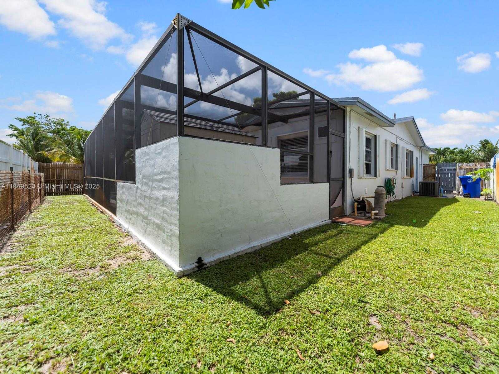 Small Image of 6572 SOUTH WEST 8TH CT, North Lauderdale Number 31