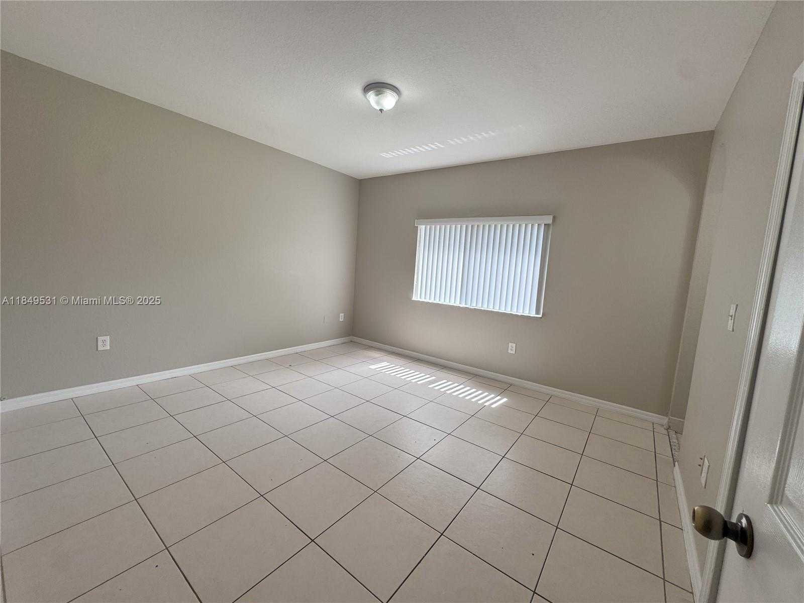 Small Image of 28407 SOUTH WEST 131ST CT, Homestead Number 4