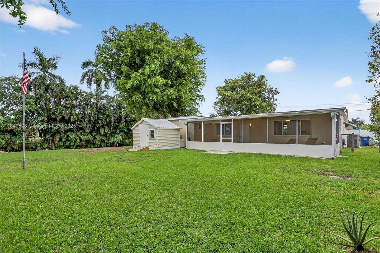 Small Image of 5320 SOUTH WEST 88TH TER, Cooper City Number 31