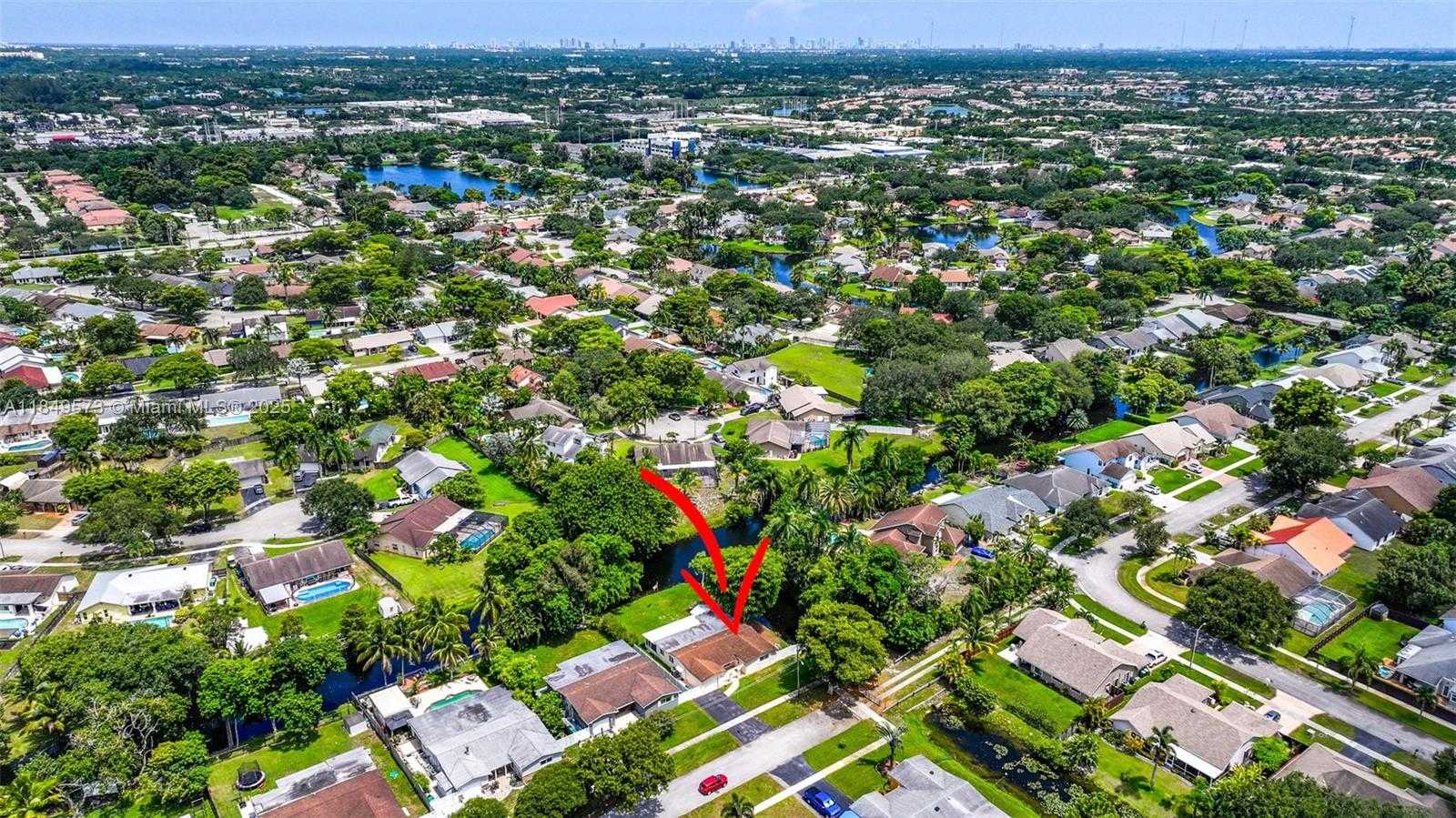 Small Image of 5320 SOUTH WEST 88TH TER, Cooper City Number 40
