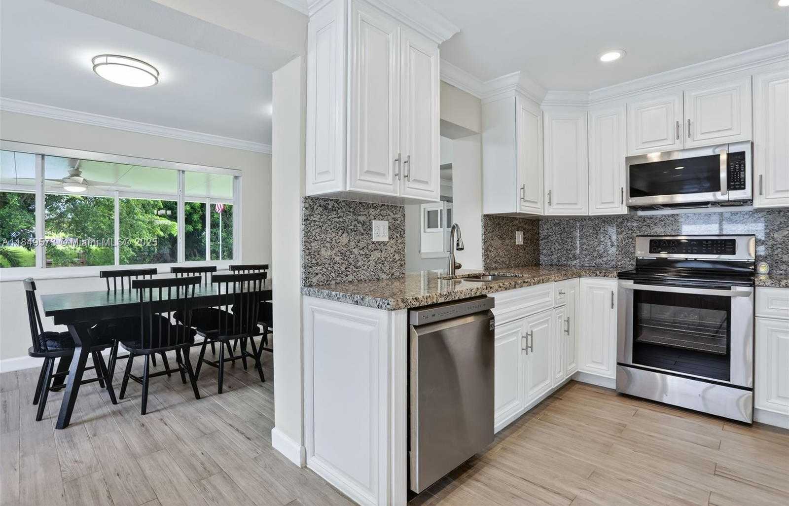 Small Image of 5320 SOUTH WEST 88TH TER, Cooper City Number 5