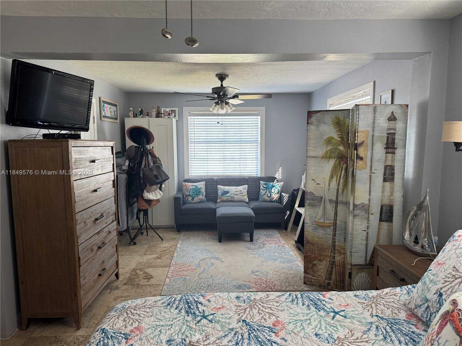 Small Image of 9971 SOUTH WEST 198TH ST, Cutler Bay Number 23