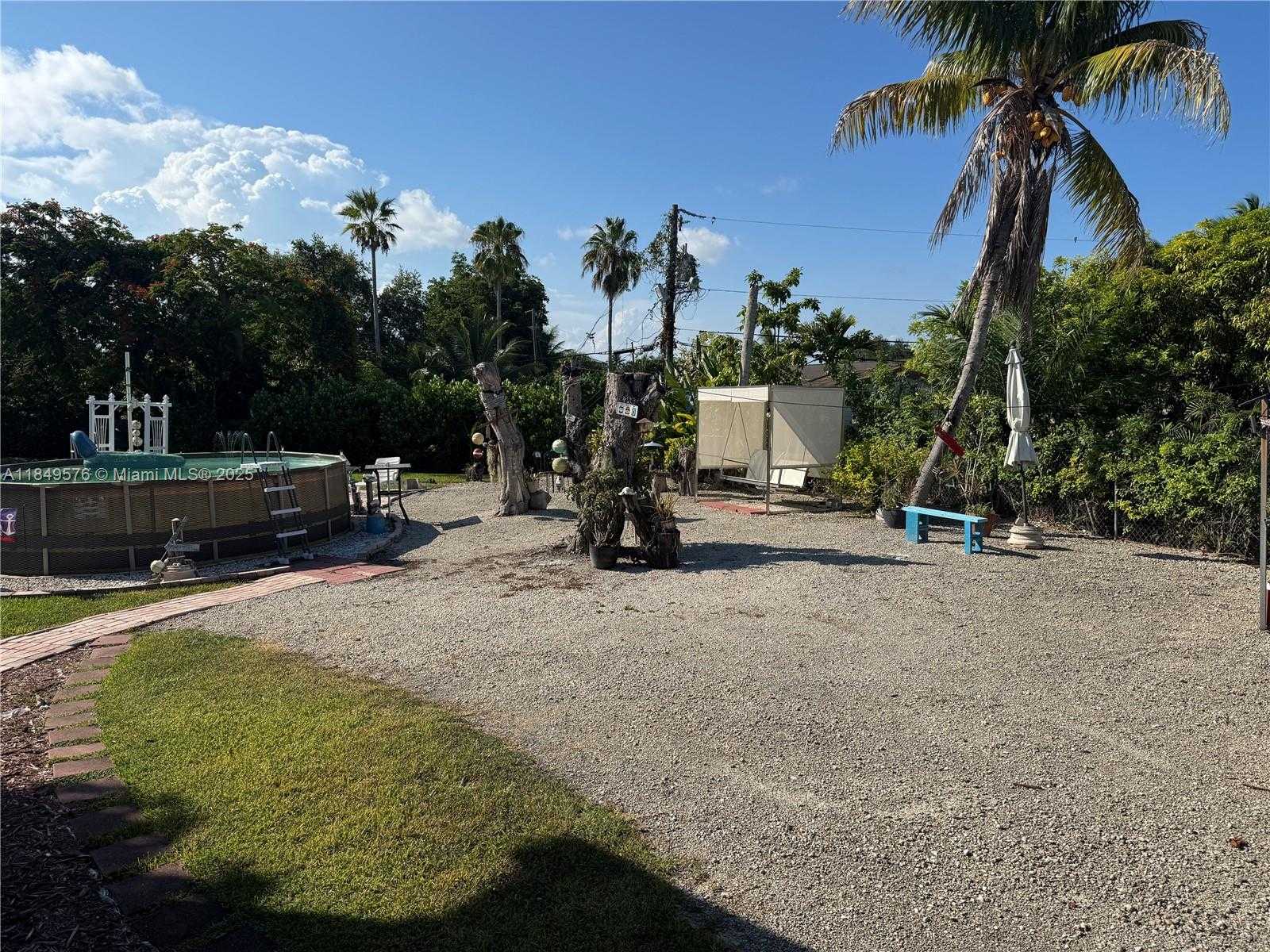 Small Image of 9971 SOUTH WEST 198TH ST, Cutler Bay Number 4
