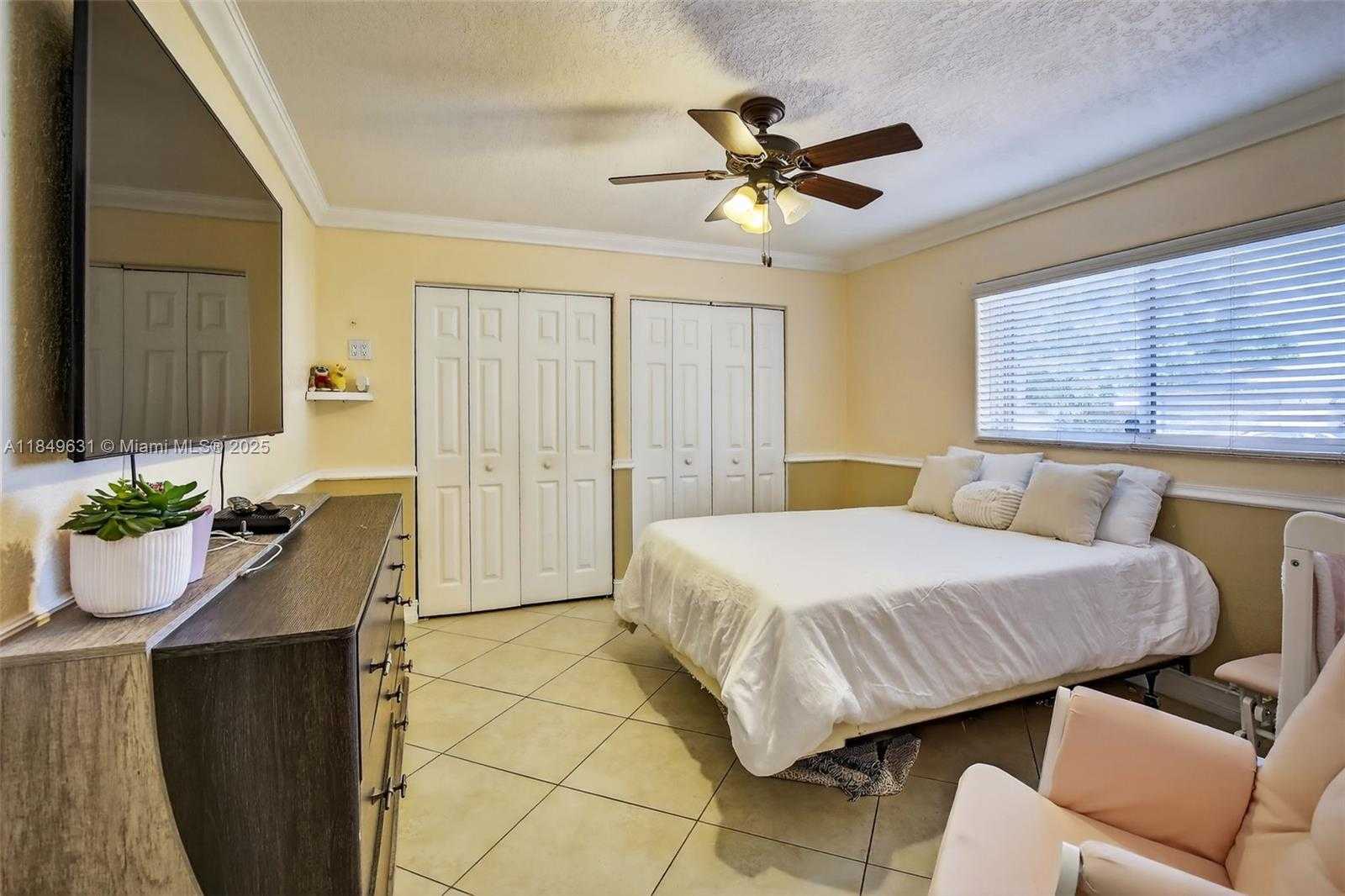 Small Image of 1700 NORTH WEST 111TH AVE, Pembroke Pines Number 23