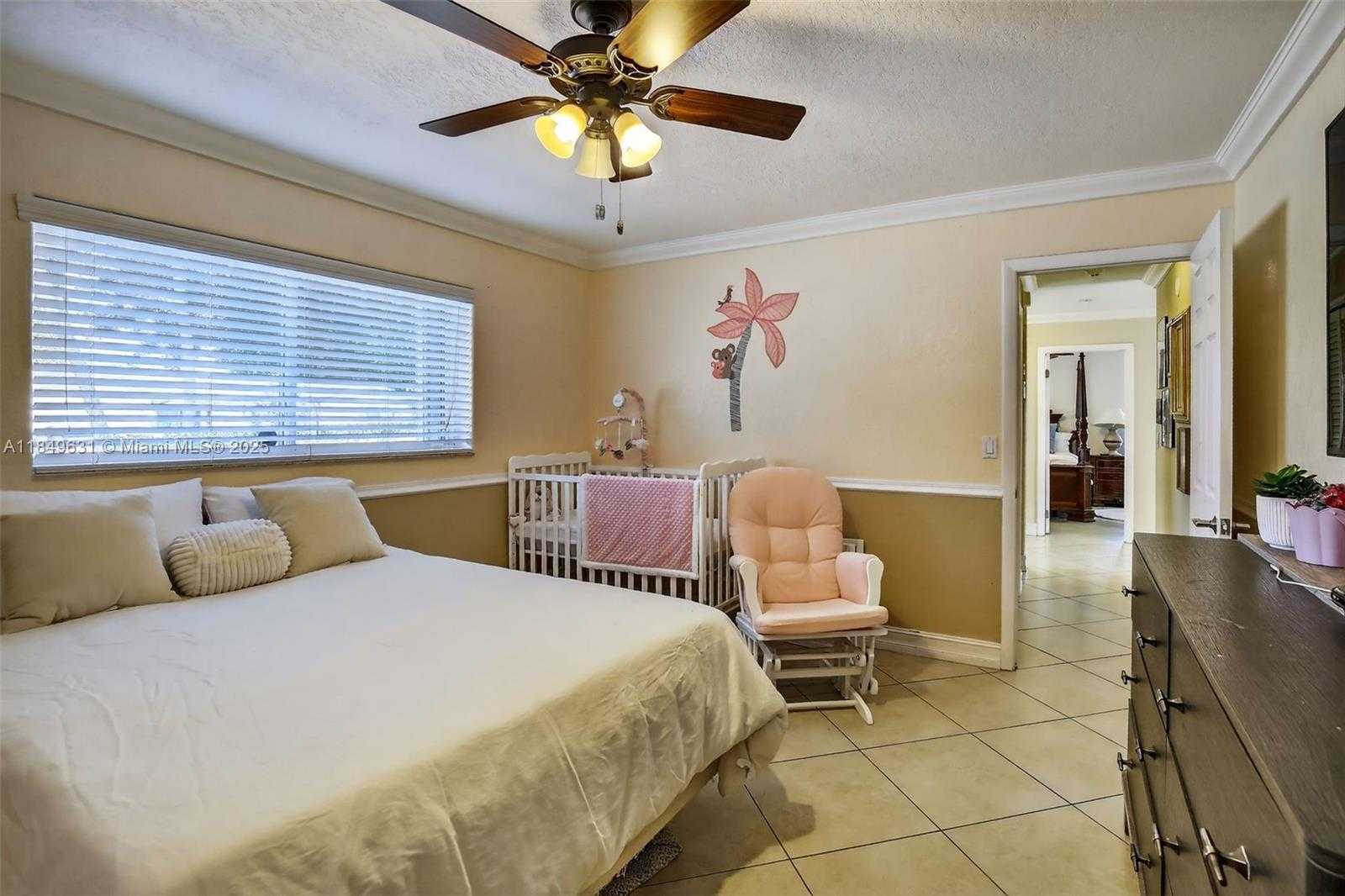 Small Image of 1700 NORTH WEST 111TH AVE, Pembroke Pines Number 24