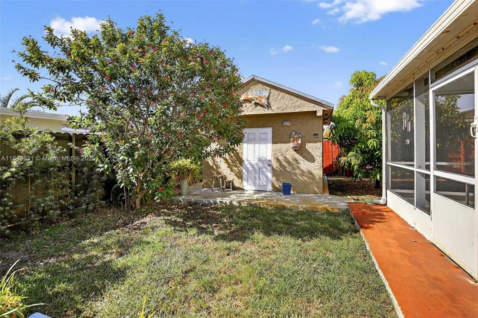 Small Image of 1700 NORTH WEST 111TH AVE, Pembroke Pines Number 42