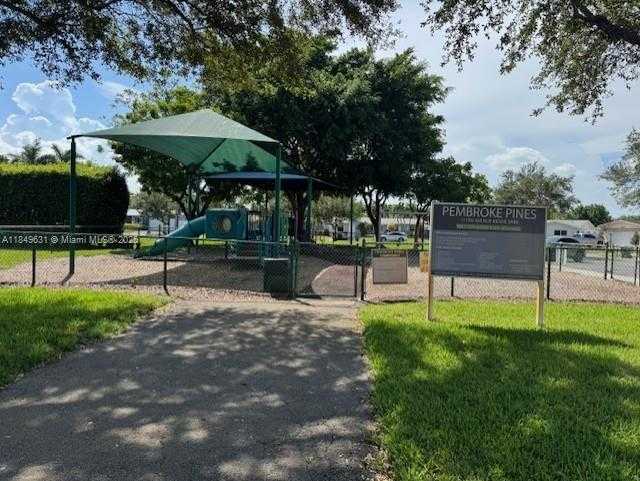 Small Image of 1700 NORTH WEST 111TH AVE, Pembroke Pines Number 51