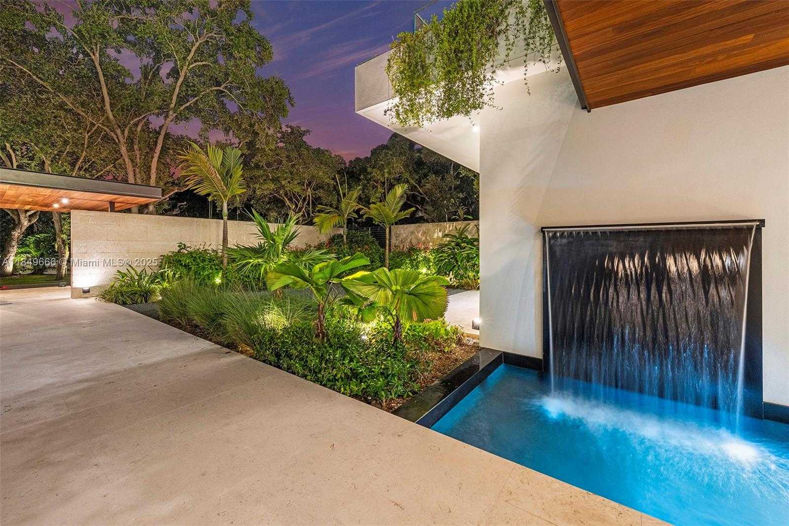 Small Image of 10840 OLD CUTLER RD, Coral Gables Number 10