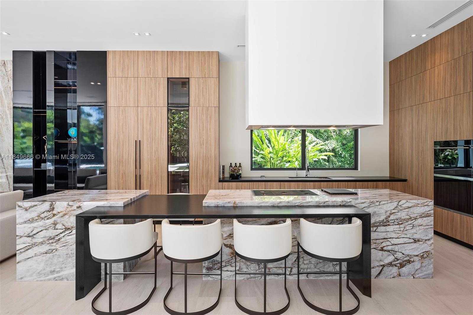 Small Image of 10840 OLD CUTLER RD, Coral Gables Number 27