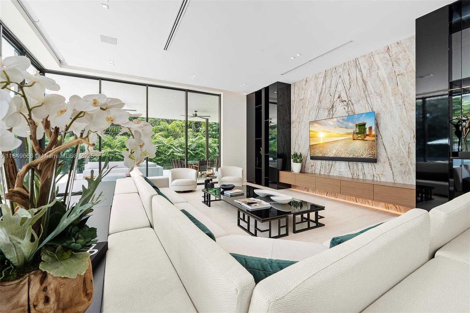 Small Image of 10840 OLD CUTLER RD, Coral Gables Number 30