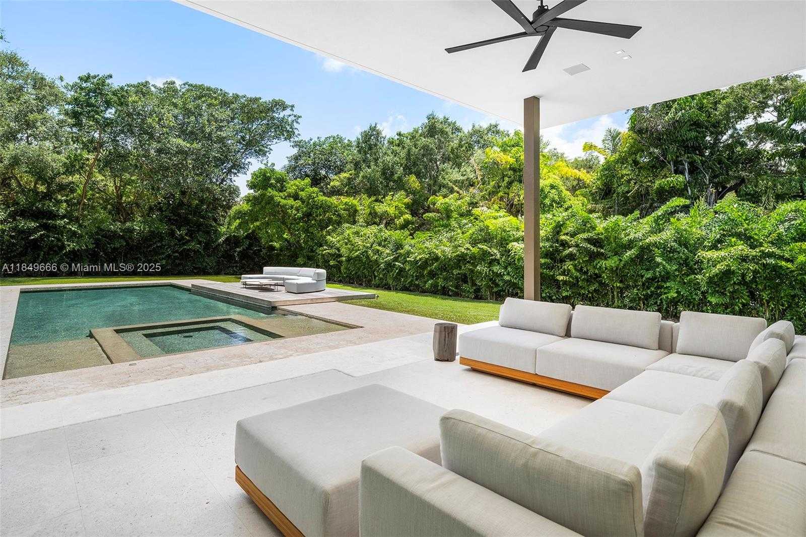 Small Image of 10840 OLD CUTLER RD, Coral Gables Number 39