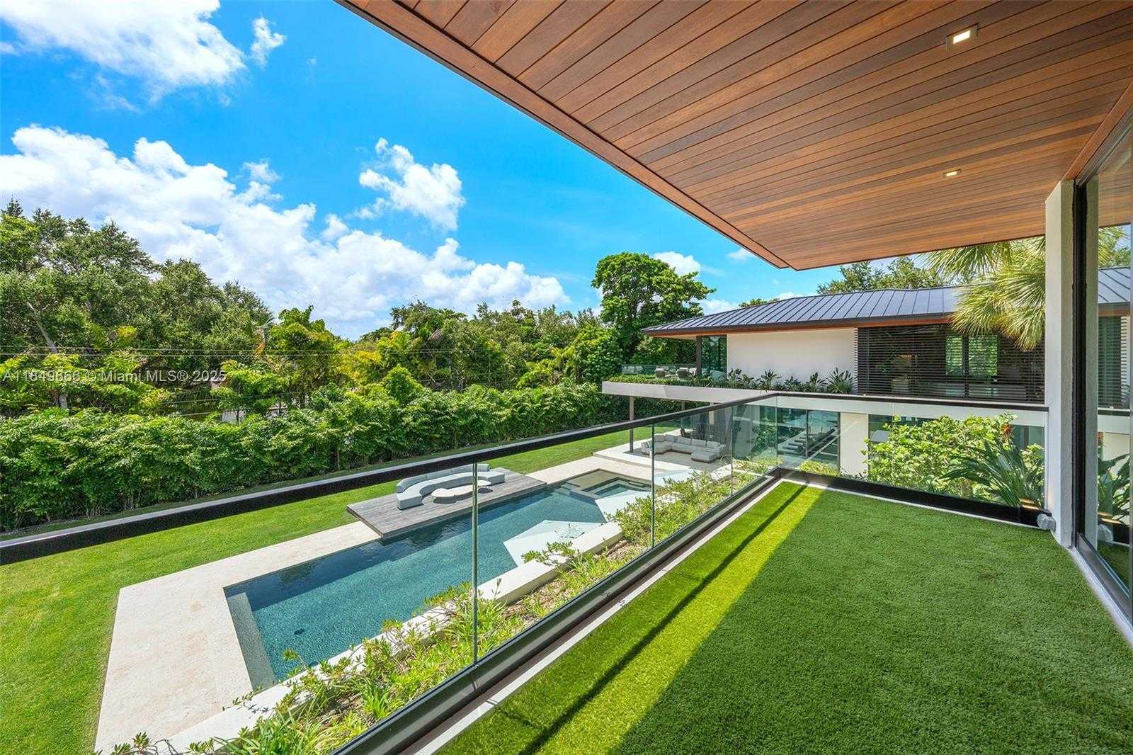 Small Image of 10840 OLD CUTLER RD, Coral Gables Number 86