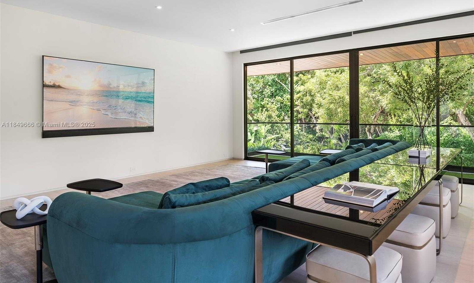 Small Image of 10840 OLD CUTLER RD, Coral Gables Number 90