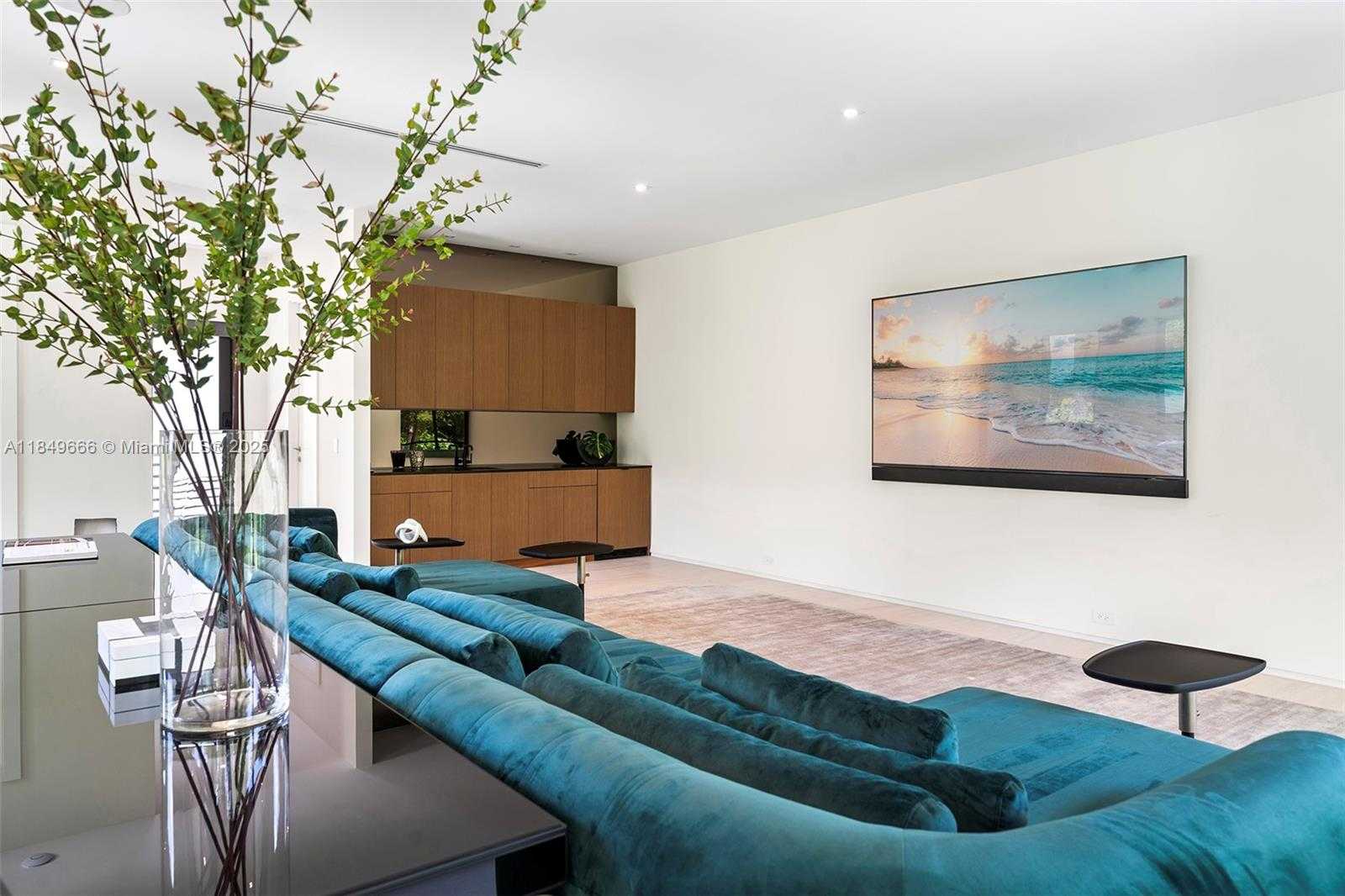 Small Image of 10840 OLD CUTLER RD, Coral Gables Number 91