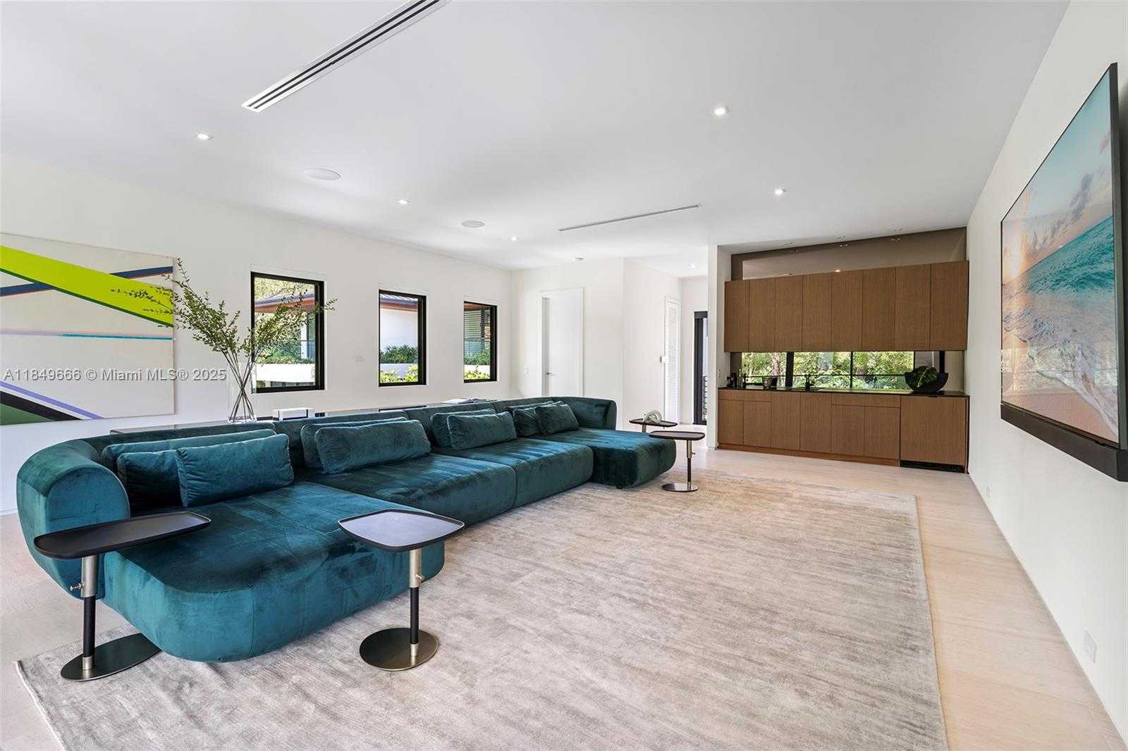 Small Image of 10840 OLD CUTLER RD, Coral Gables Number 92