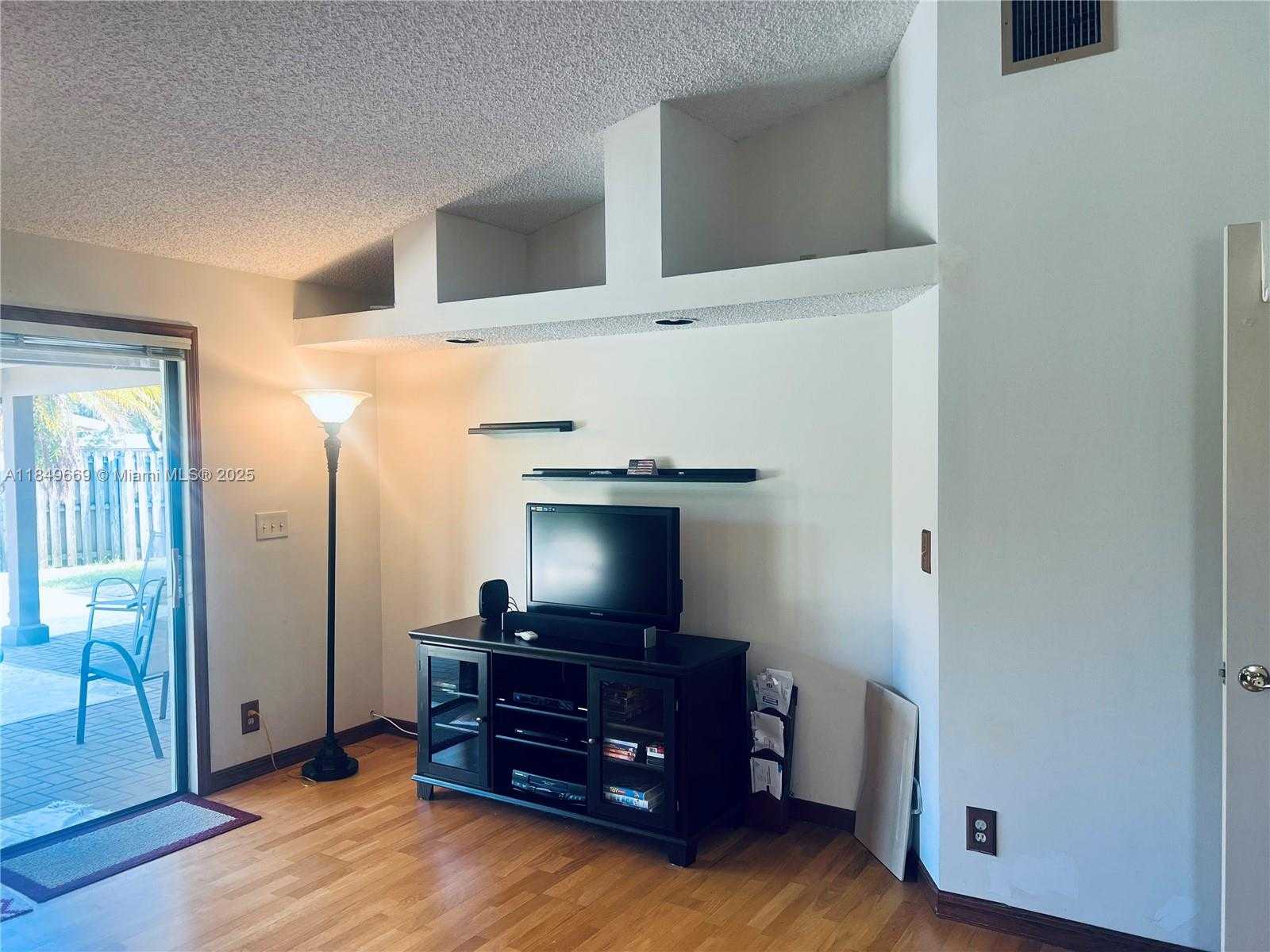 Small Image of 5264 SOUTH WEST 93RD AVE, Cooper City Number 17