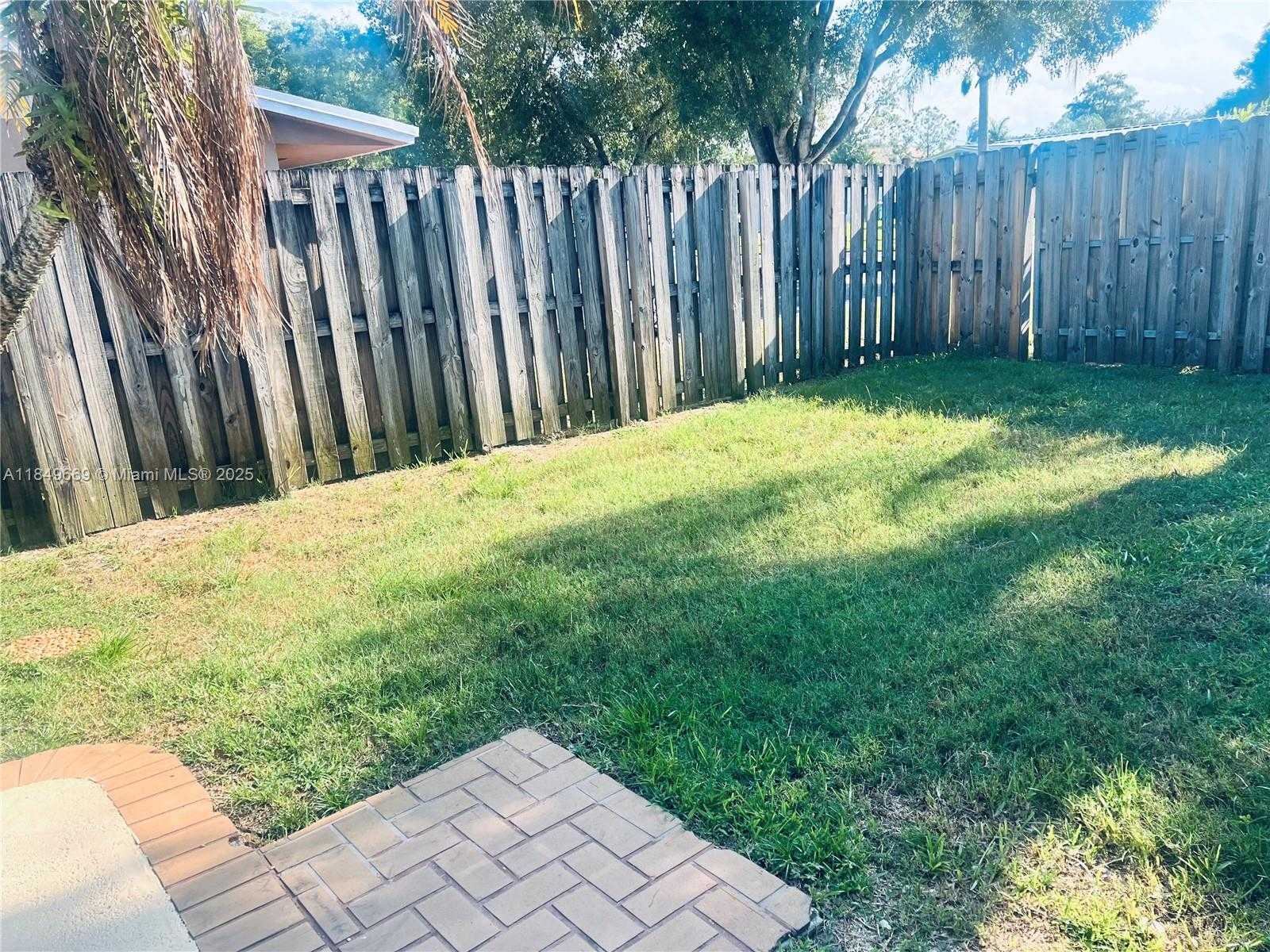 Small Image of 5264 SOUTH WEST 93RD AVE, Cooper City Number 24
