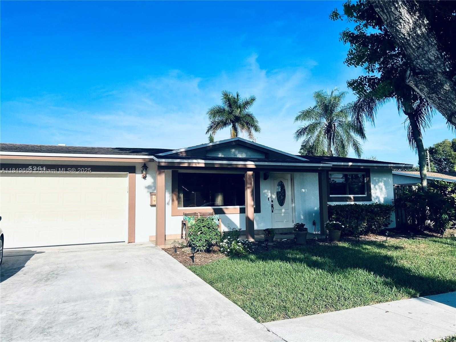 Small Image of 5264 SOUTH WEST 93RD AVE, Cooper City Number 4