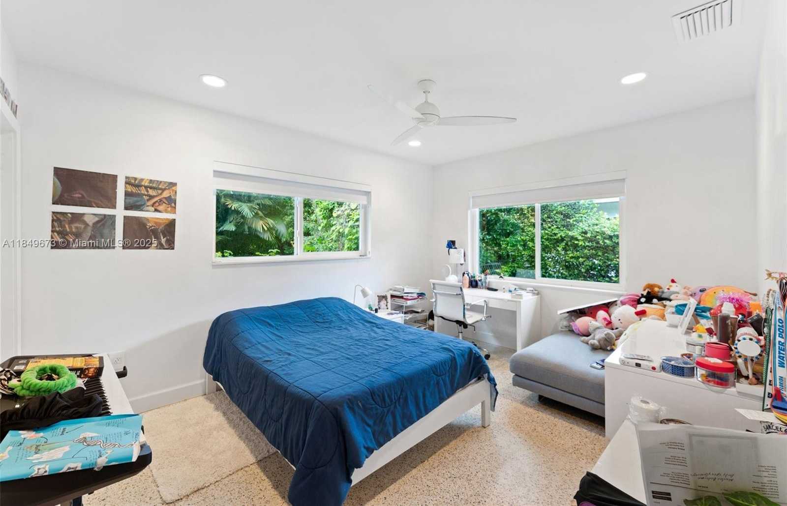 Small Image of 415 GARLENDA AVE, Coral Gables Number 14