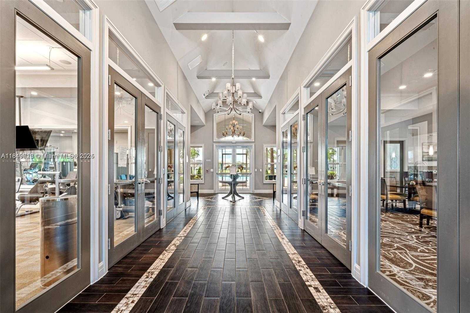 Small Image of 3813 GREENWAY DR, Hollywood Number 39