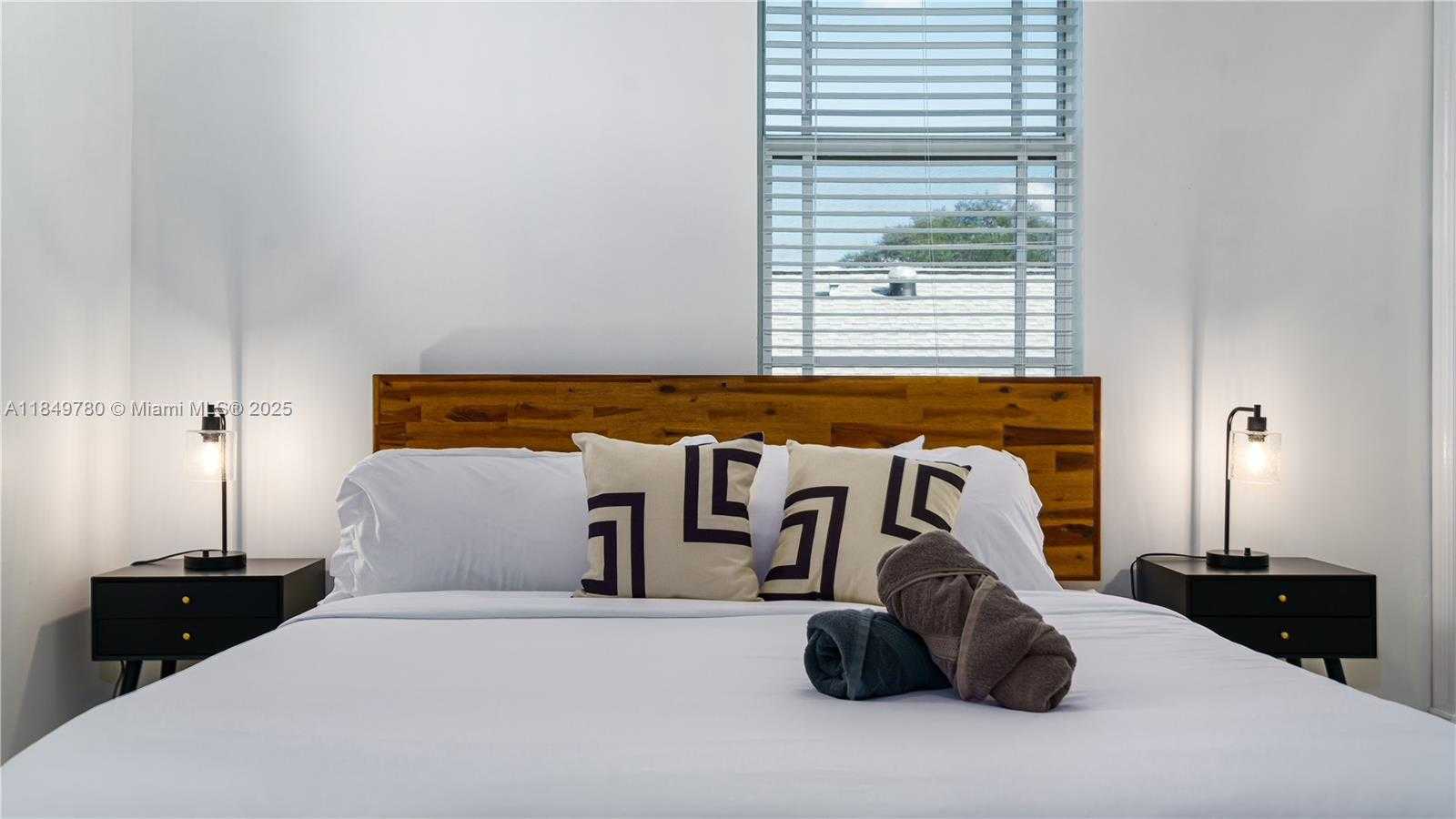 Small Image of 1207 SOUTH WEST 21ST ST, Fort Lauderdale Number 14