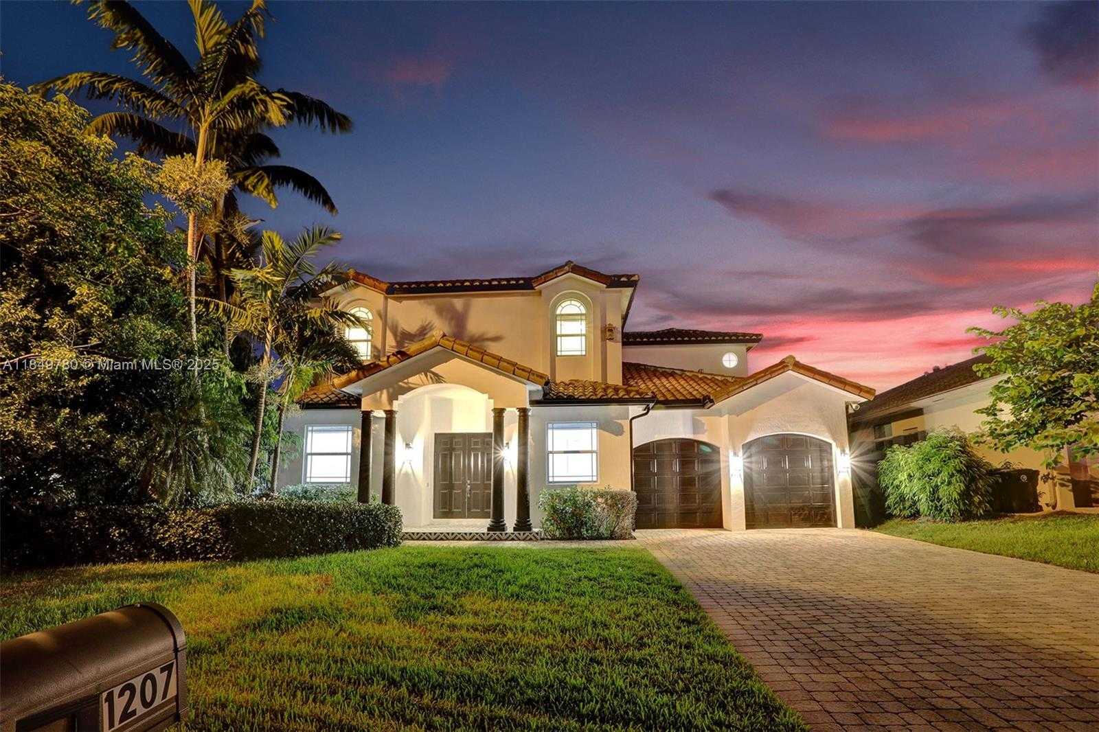 Small Image of 1207 SOUTH WEST 21ST ST, Fort Lauderdale Number 2