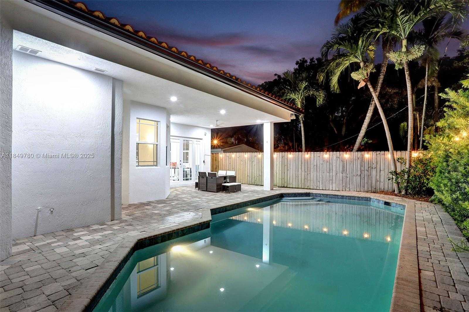 Small Image of 1207 SOUTH WEST 21ST ST, Fort Lauderdale Number 22
