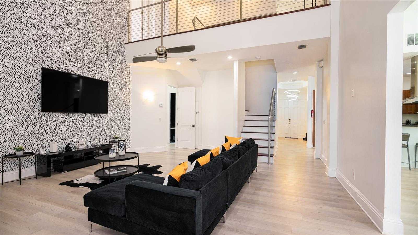 Small Image of 1207 SOUTH WEST 21ST ST, Fort Lauderdale Number 4