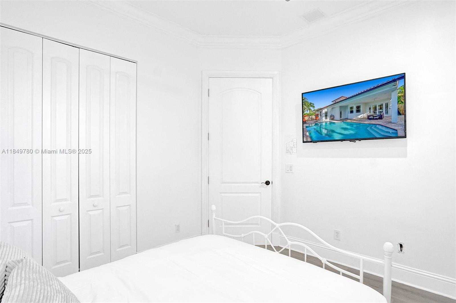 Small Image of 1207 SOUTH WEST 21ST ST, Fort Lauderdale Number 46