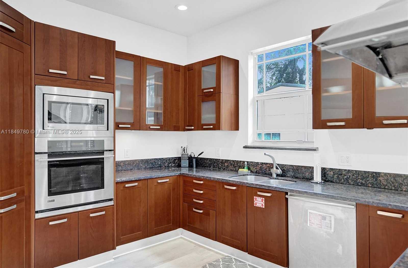 Small Image of 1207 SOUTH WEST 21ST ST, Fort Lauderdale Number 54