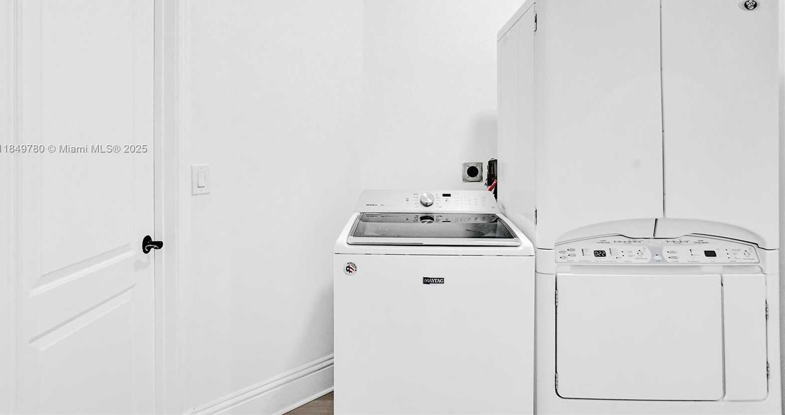 Small Image of 1207 SOUTH WEST 21ST ST, Fort Lauderdale Number 77