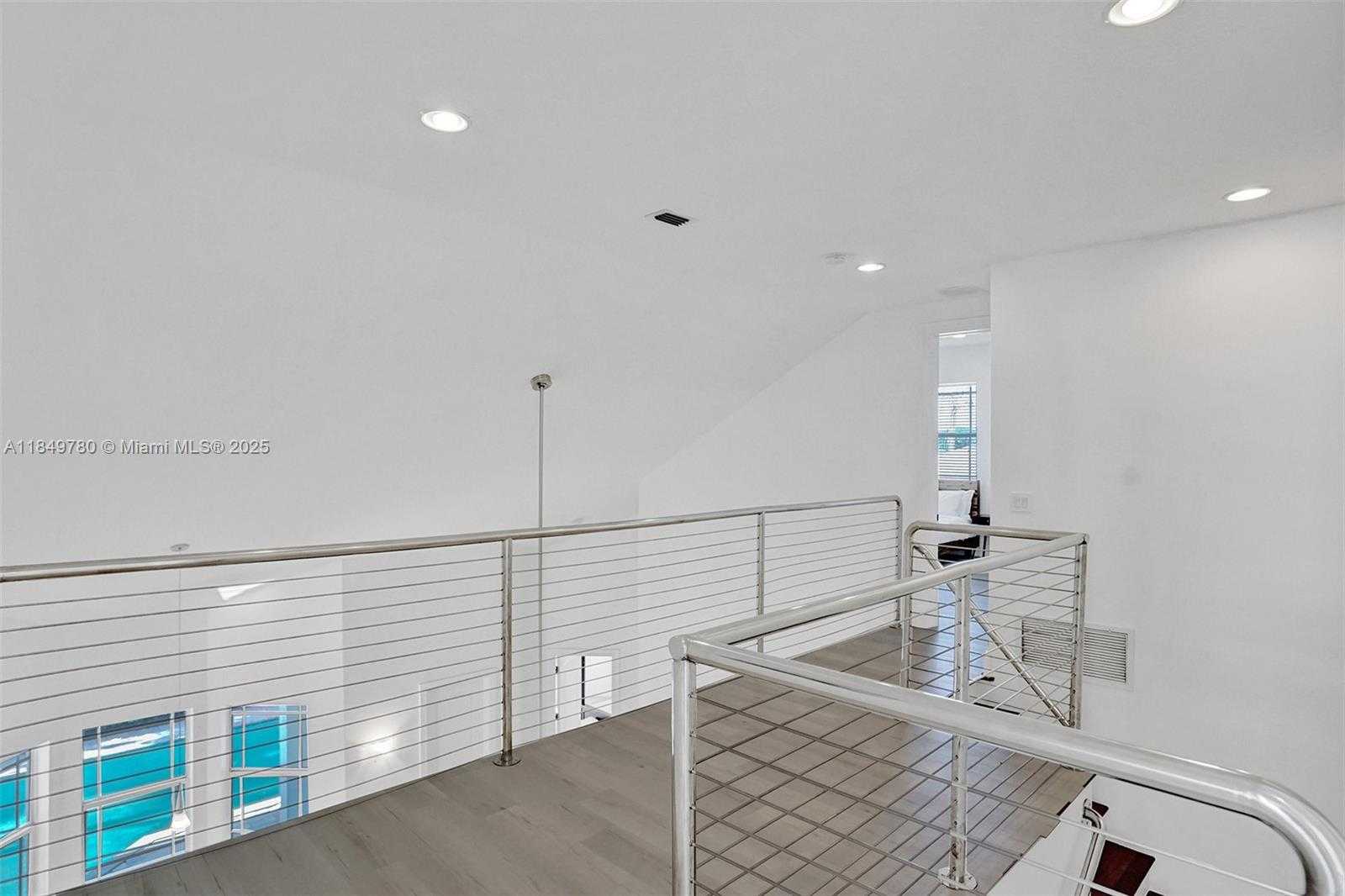 Small Image of 1207 SOUTH WEST 21ST ST, Fort Lauderdale Number 86