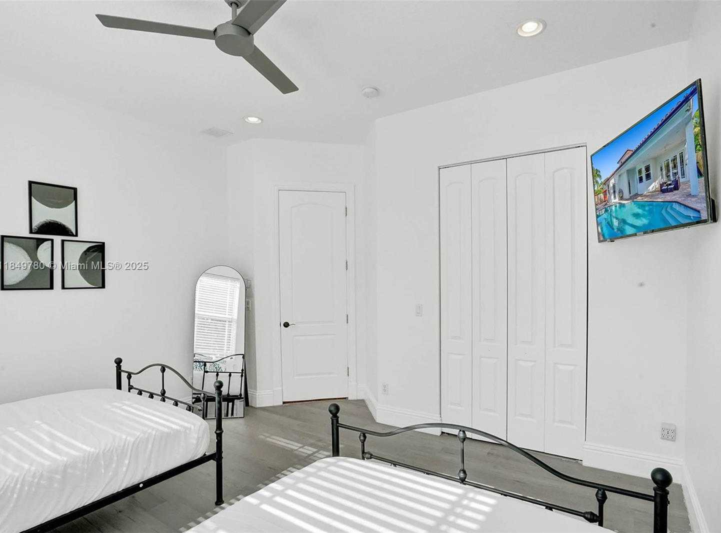 Small Image of 1207 SOUTH WEST 21ST ST, Fort Lauderdale Number 89