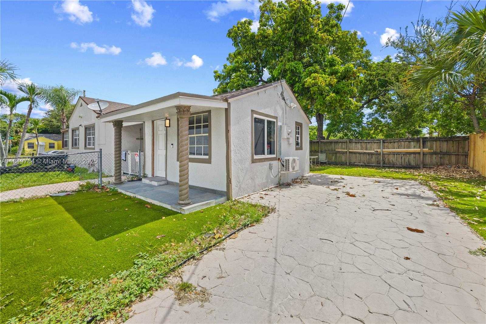 Small Image of 790 NORTH WEST 63RD ST, Miami Number 21