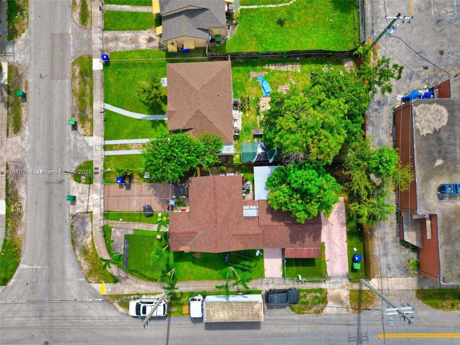Small Image of 790 NORTH WEST 63RD ST, Miami Number 33