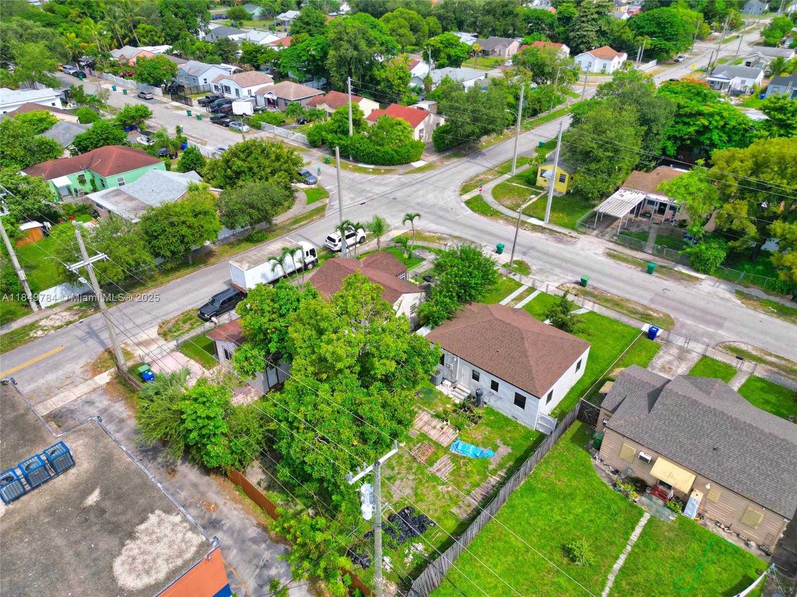 Small Image of 790 NORTH WEST 63RD ST, Miami Number 36