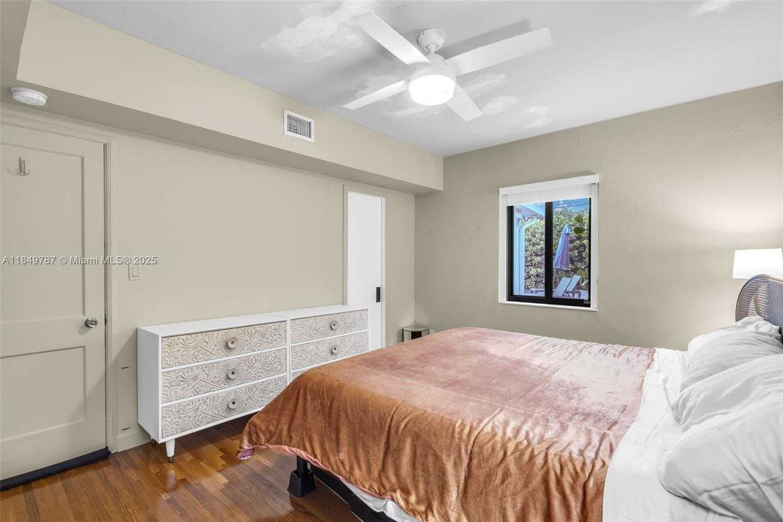 Small Image of 541 NORTH EAST 105TH ST, Miami Shores Number 11