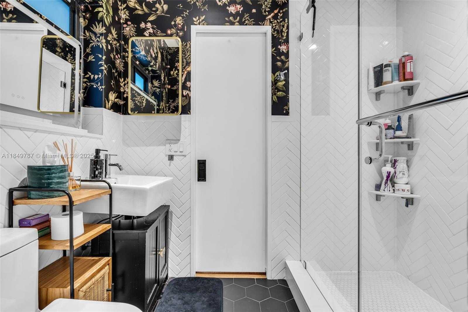 Small Image of 541 NORTH EAST 105TH ST, Miami Shores Number 14