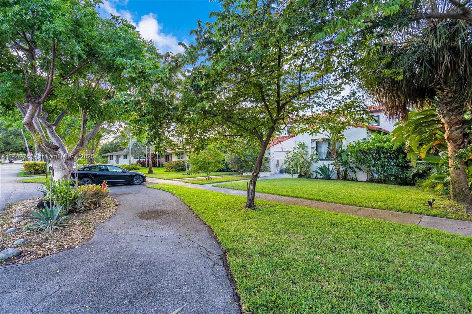 Small Image of 541 NORTH EAST 105TH ST, Miami Shores Number 15