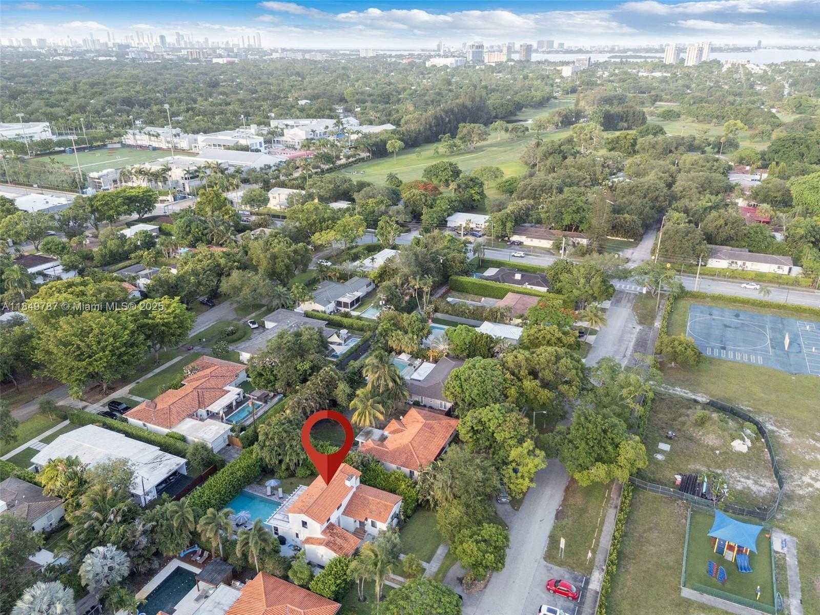 Small Image of 541 NORTH EAST 105TH ST, Miami Shores Number 16