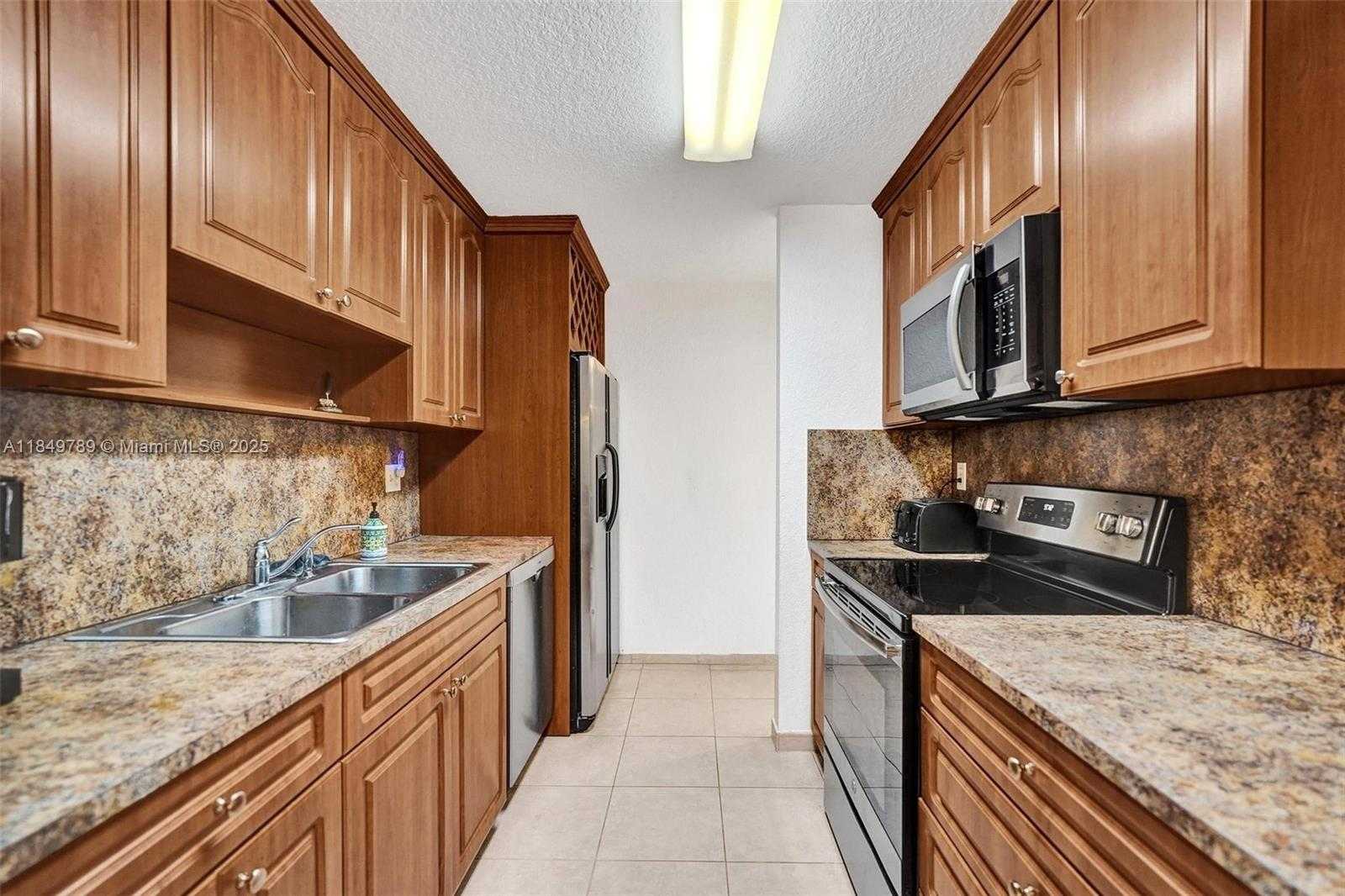 Small Image of 10476 SOUTH WEST 52ND ST, Cooper City Number 26