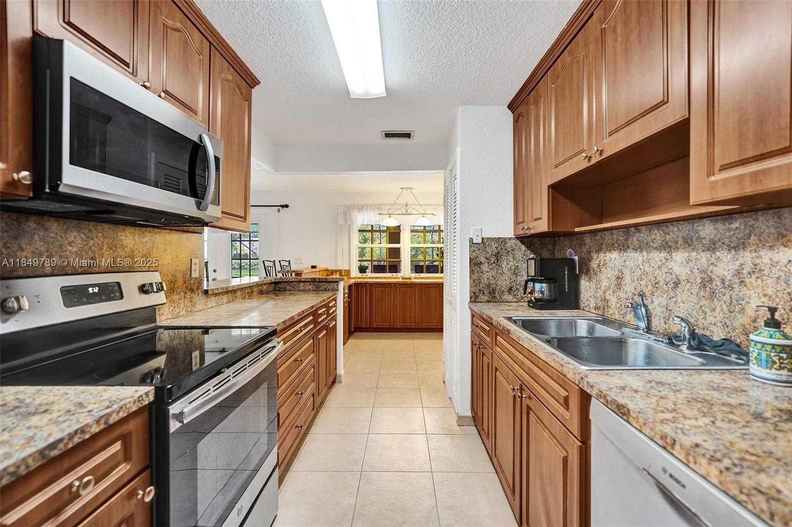 Small Image of 10476 SOUTH WEST 52ND ST, Cooper City Number 27