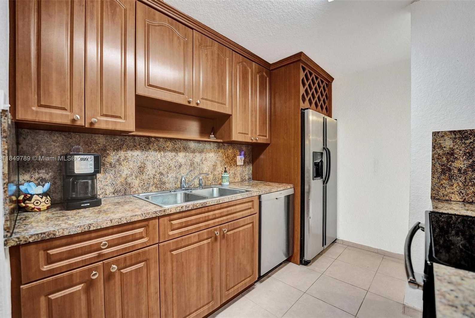 Small Image of 10476 SOUTH WEST 52ND ST, Cooper City Number 30