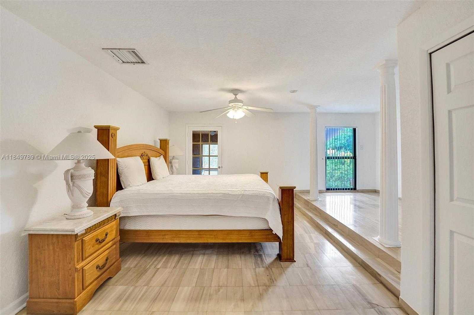 Small Image of 10476 SOUTH WEST 52ND ST, Cooper City Number 44