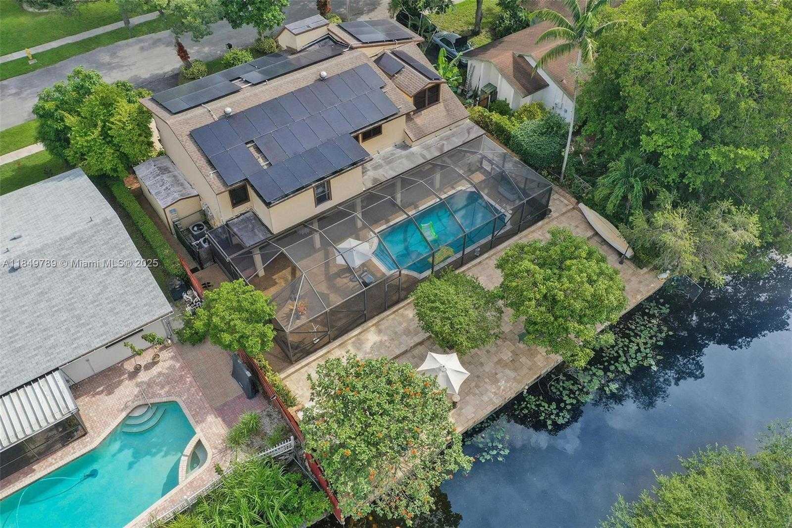 Small Image of 10476 SOUTH WEST 52ND ST, Cooper City Number 73