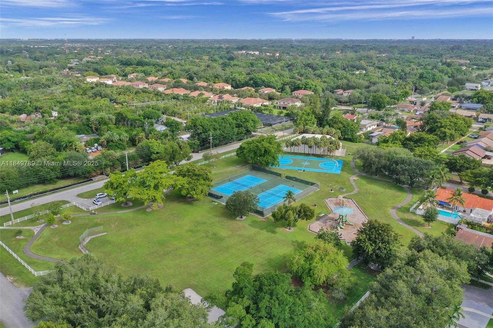 Small Image of 10476 SOUTH WEST 52ND ST, Cooper City Number 78