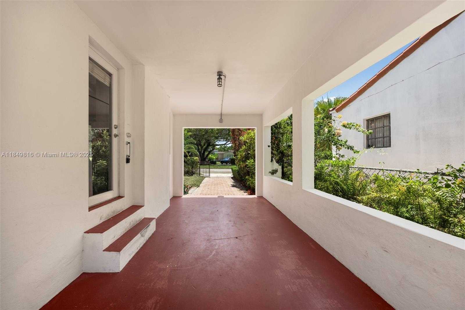 Small Image of 451 SOUTH WEST 25TH RD, Miami Number 19